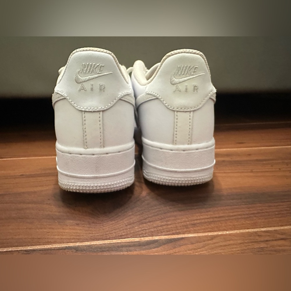 Nike air force 1s ( Youth)
